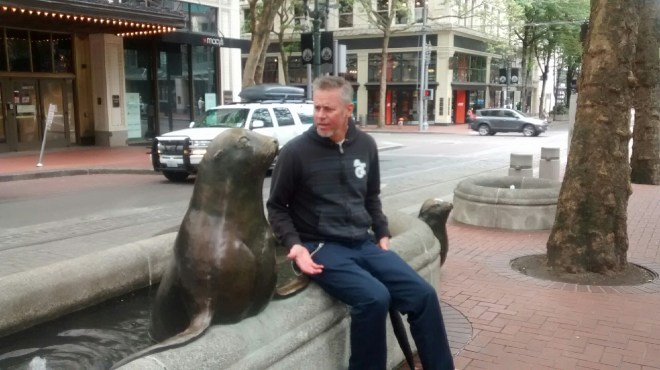 Tour 2016_Sea Lion Sculpture